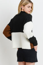 Load image into Gallery viewer, COLOR BLOCK SWEATER
