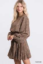 Load image into Gallery viewer, LEOPARD FLARE DRESS
