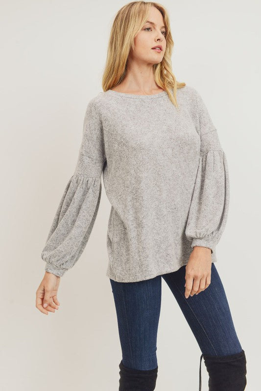 BRUSHED KNIT BALLON SLEEVE TOP
