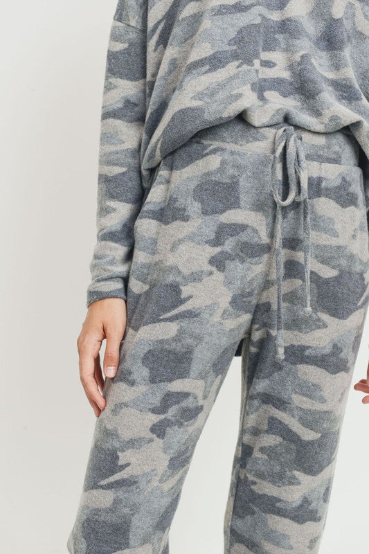 CAMO JOGGER SET