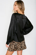 Load image into Gallery viewer, SATIN BLOUSE (3 colors)
