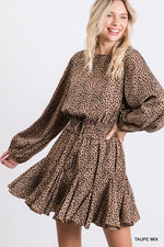 Load image into Gallery viewer, LEOPARD FLARE DRESS
