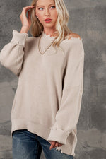 Load image into Gallery viewer, FRAYED OVERSIZED SWEATER
