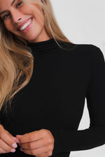 Load image into Gallery viewer, BLACK TURTLENECK TOP

